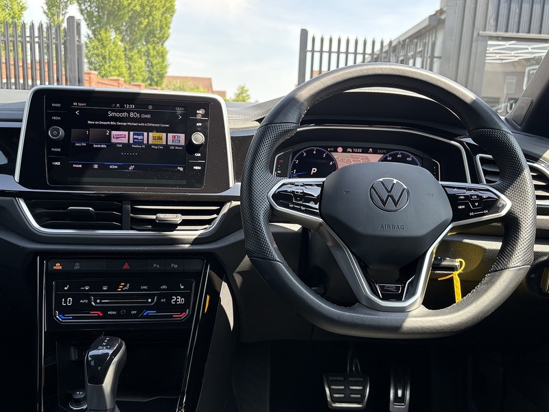 Volkswagen T-Roc TSI R-Line - U699