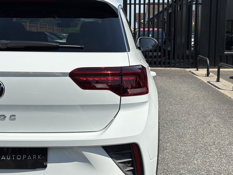 Volkswagen T-Roc TSI R-Line - U699