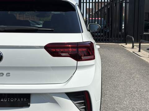 Volkswagen T-Roc TSI R-Line - U699