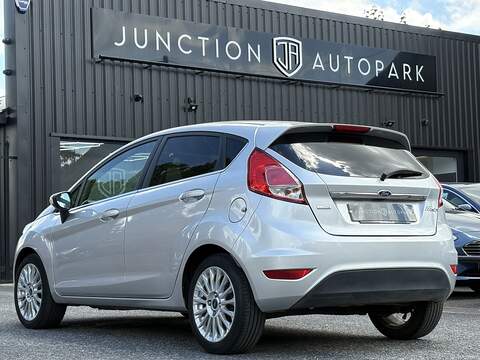 Ford Fiesta T EcoBoost Titanium - U702