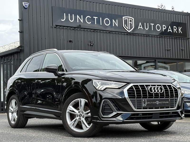 Audi Q3 TFSI CoD S line - U710