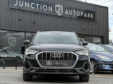 Audi Q3 TFSI CoD S line - U710