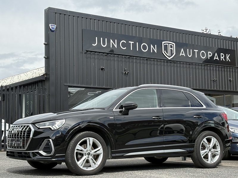 Audi Q3 TFSI CoD S line - U710