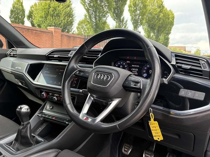 Audi Q3 TFSI CoD S line - U710