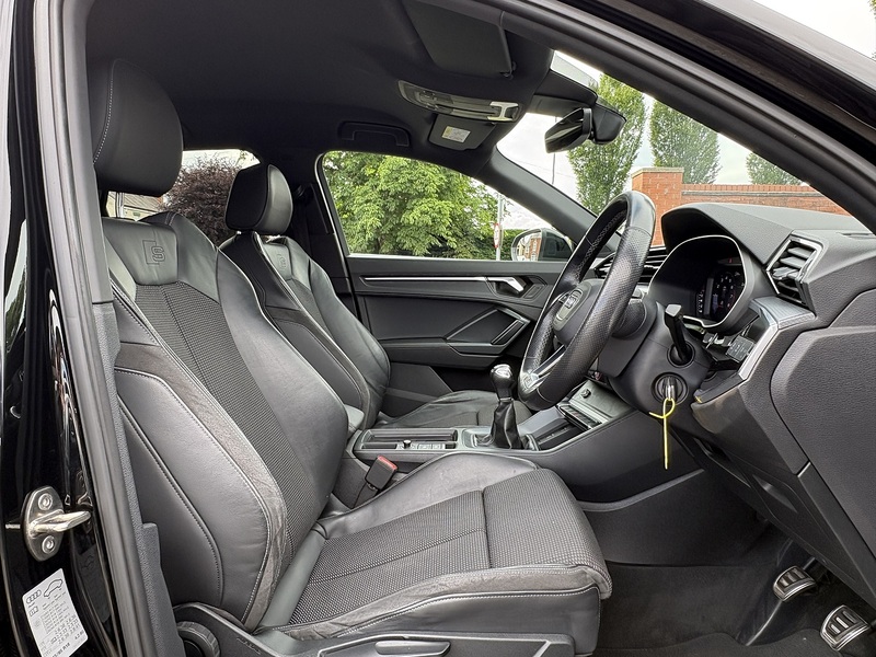 Audi Q3 TFSI CoD S line - U710