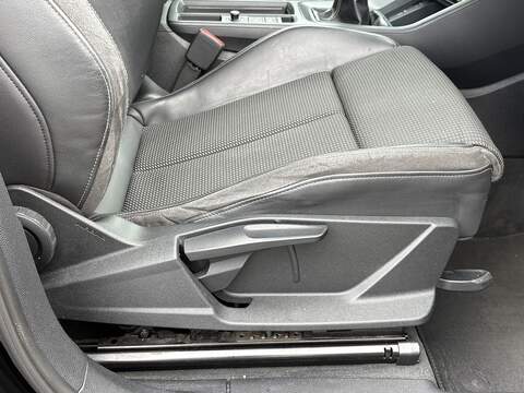 Audi Q3 TFSI CoD S line - U710