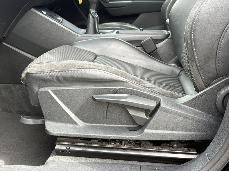 Audi Q3 TFSI CoD S line - U710