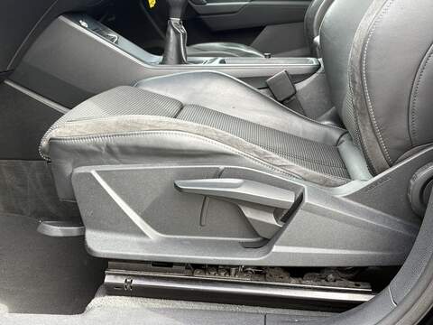 Audi Q3 TFSI CoD S line - U710