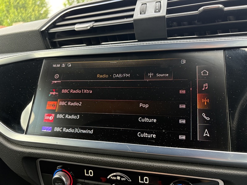 Audi Q3 TFSI CoD S line - U710