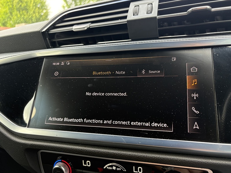 Audi Q3 TFSI CoD S line - U710