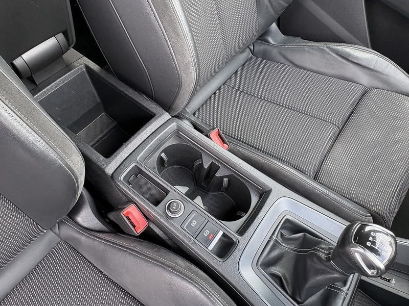 Audi Q3 TFSI CoD S line - U710