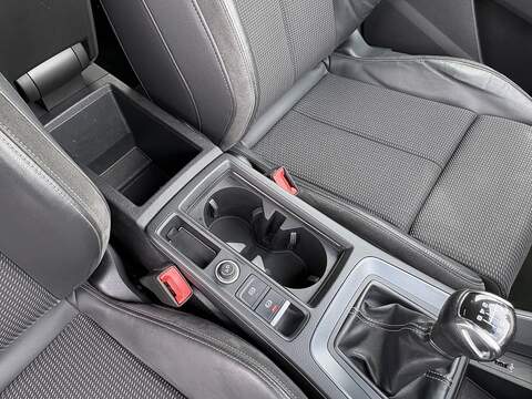 Audi Q3 TFSI CoD S line - U710