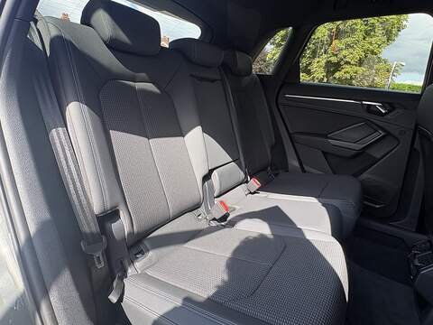 Audi Q3 TFSI CoD S line - U712