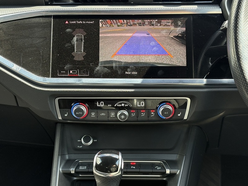 Audi Q3 TFSI CoD S line - U712