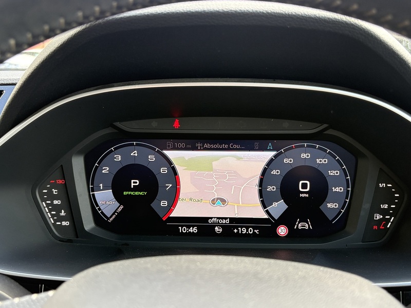 Audi Q3 TFSI CoD S line - U712