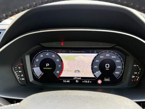 Audi Q3 TFSI CoD S line - U712