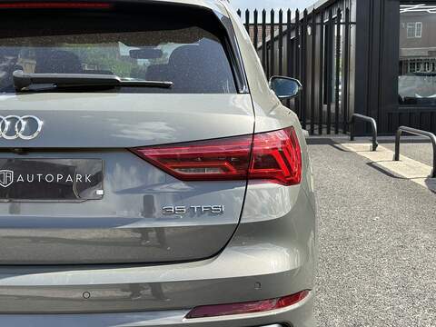 Audi Q3 TFSI CoD S line - U712