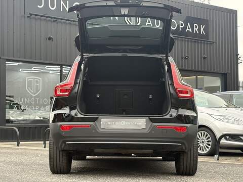 Volvo XC40 h T4 Plus - U727