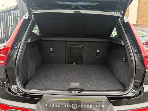 Volvo XC40 h T4 Plus - U727