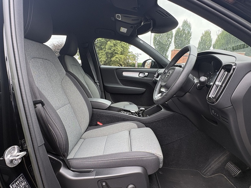 Volvo XC40 h T4 Plus - U727