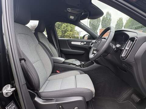 Volvo XC40 h T4 Plus - U727