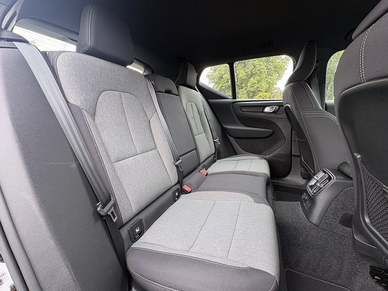 Volvo XC40 h T4 Plus - U727