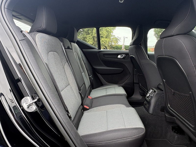 Volvo XC40 h T4 Plus - U727