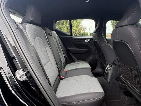 Volvo XC40 h T4 Plus - U727