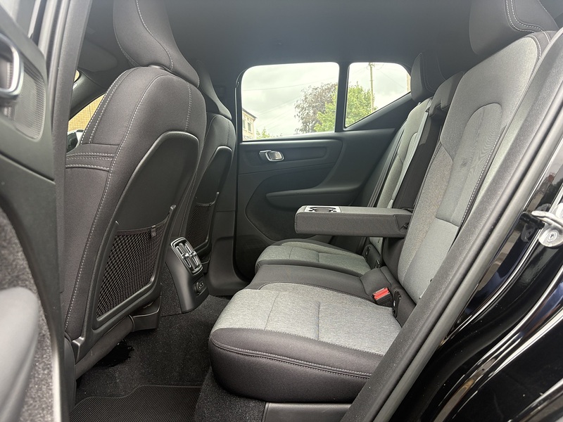 Volvo XC40 h T4 Plus - U727