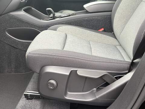 Volvo XC40 h T4 Plus - U727