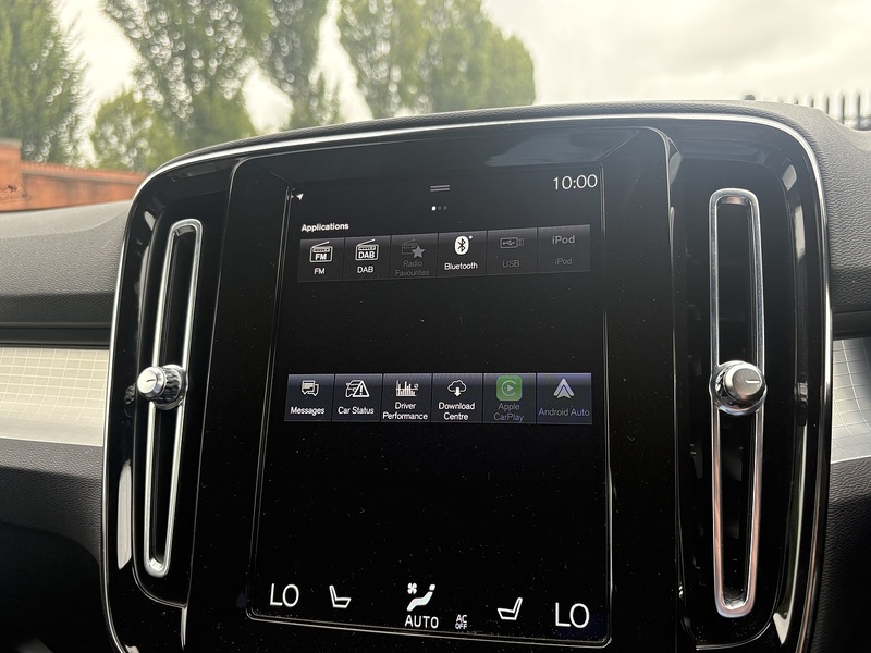 Volvo XC40 h T4 Plus - U727