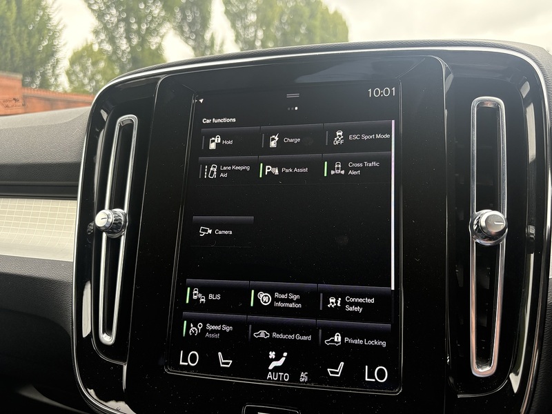 Volvo XC40 h T4 Plus - U727