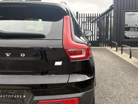 Volvo XC40 h T4 Plus - U727