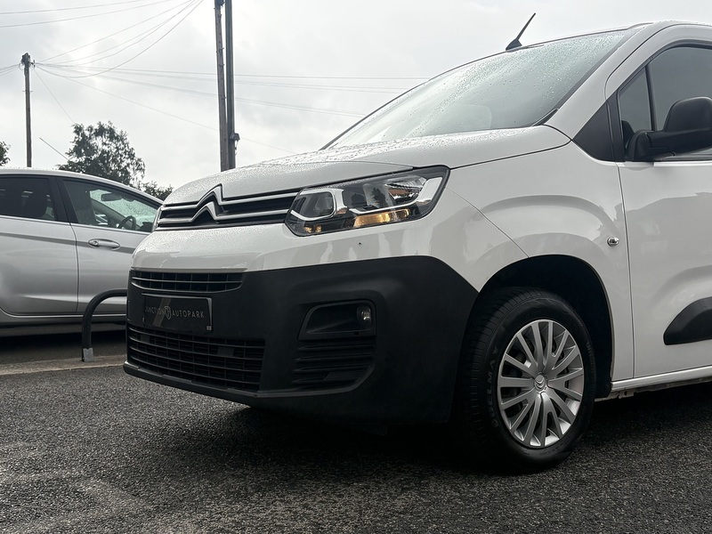 Citroen Berlingo BlueHDi 650 Enterprise M - U731