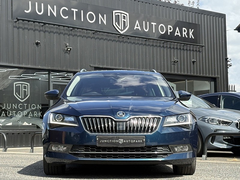 Skoda Superb TDI Laurin & Klement - U740