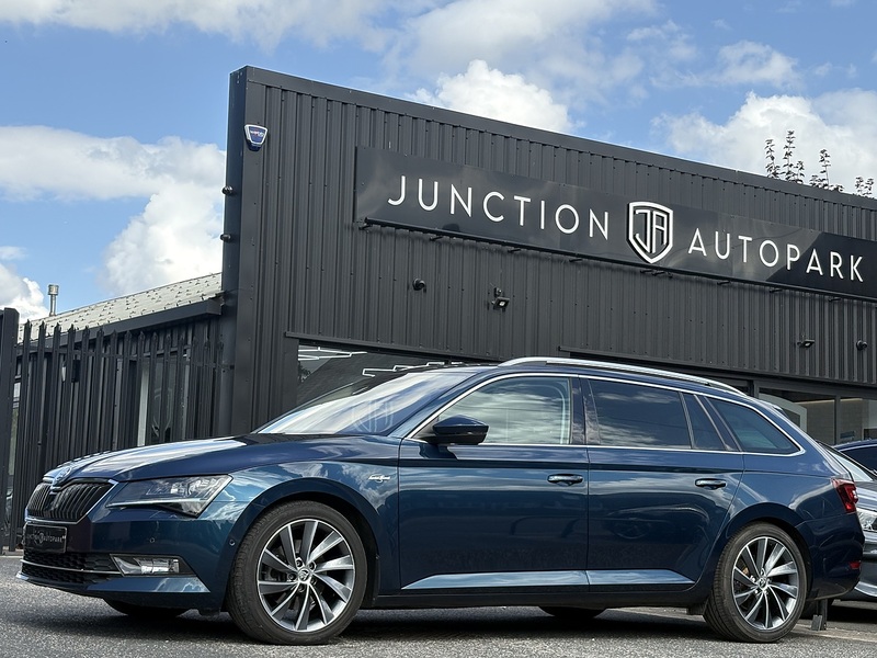 Skoda Superb TDI Laurin & Klement - U740