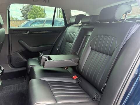 Skoda Superb TDI Laurin & Klement - U740