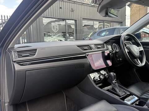 Skoda Superb TDI Laurin & Klement - U740