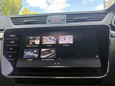 Skoda Superb TDI Laurin & Klement - U740