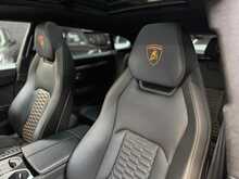 Lamborghini Urus V8 BiTurbo Auto 4WD Euro 6 5dr 