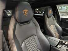 Lamborghini Urus V8 BiTurbo Auto 4WD Euro 6 5dr 