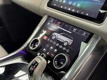 Land Rover Range Rover Sport P575 V8 SVR 