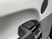 Land Rover Range Rover Sport P575 V8 SVR 