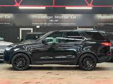 Land Rover Discovery SD V6 HSE 