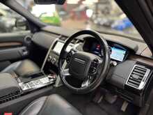 Land Rover Discovery SD V6 HSE 