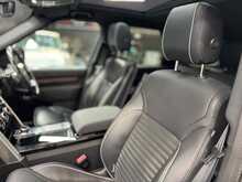 Land Rover Discovery SD V6 HSE 