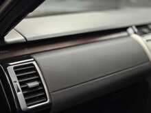 Land Rover Discovery SD V6 HSE 