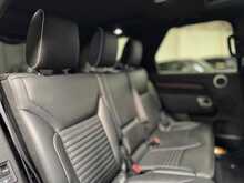 Land Rover Discovery SD V6 HSE 