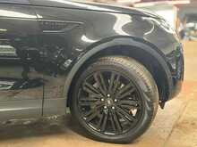 Land Rover Discovery SD V6 HSE 