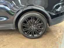 Land Rover Discovery SD V6 HSE 